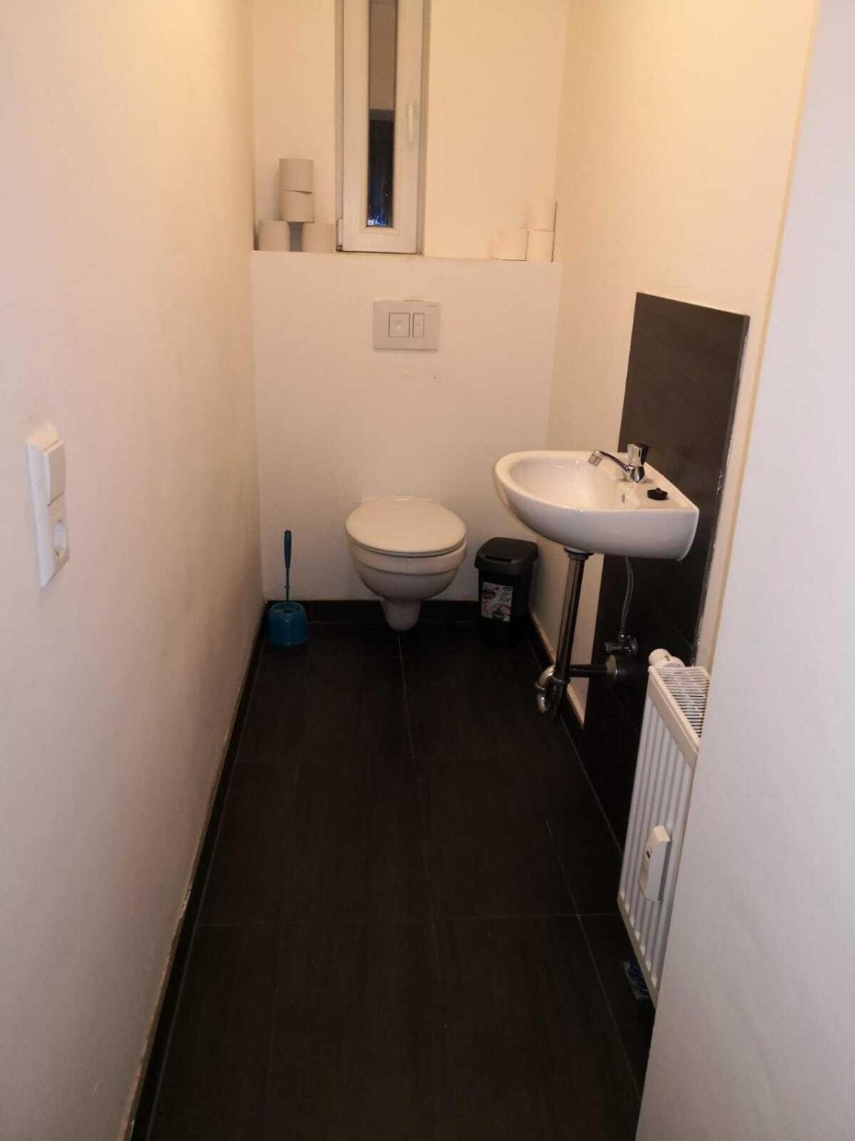 Hostel Im Medizinerviertel Halle  Ngoại thất bức ảnh
