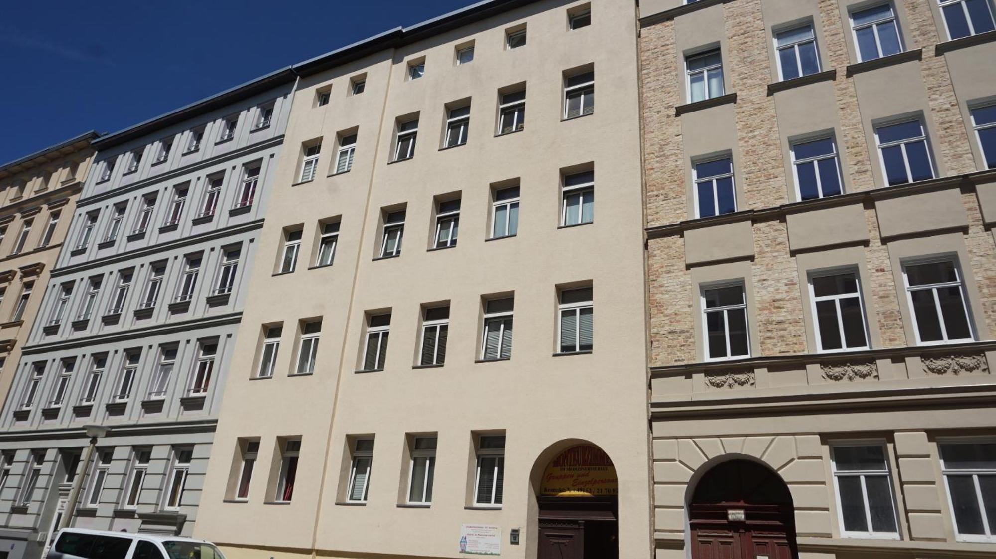 Hostel Im Medizinerviertel Halle  Ngoại thất bức ảnh