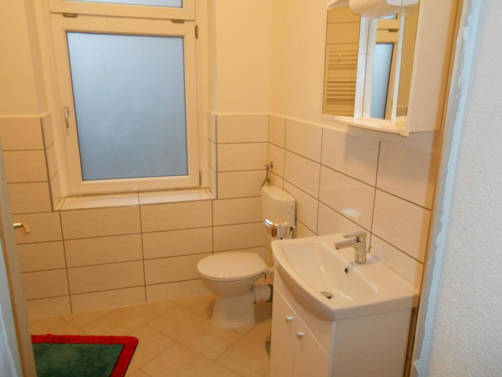Hostel Im Medizinerviertel Halle  Ngoại thất bức ảnh