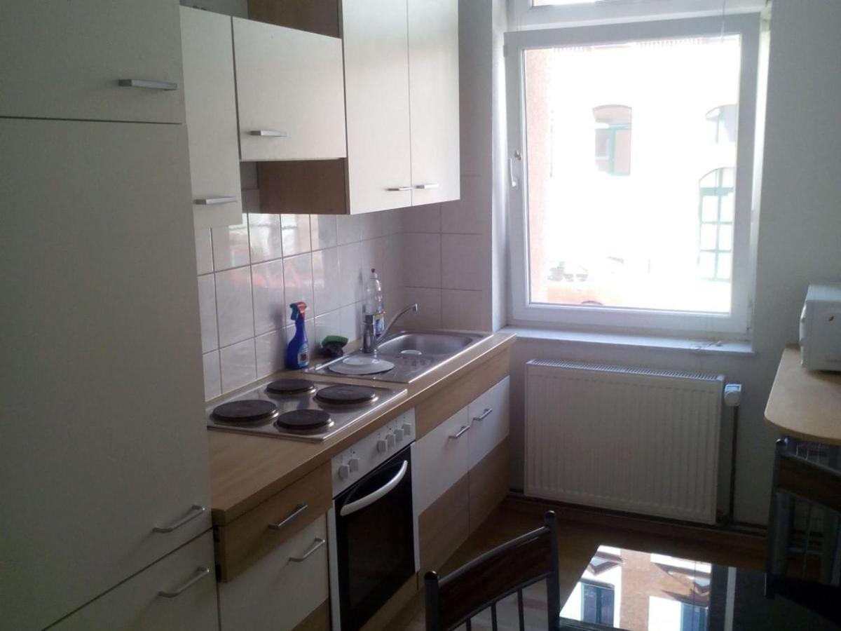 Hostel Im Medizinerviertel Halle  Ngoại thất bức ảnh