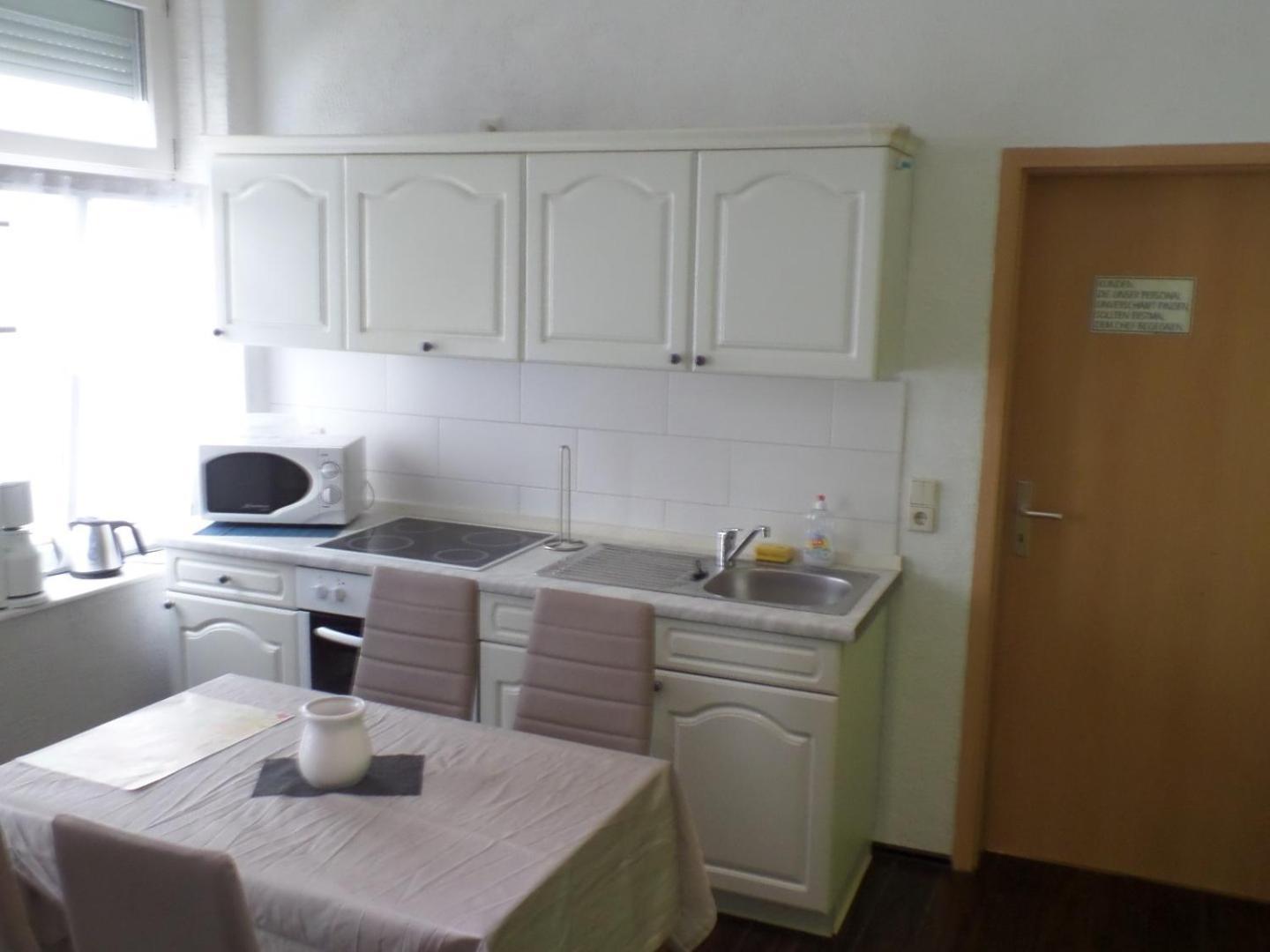 Hostel Im Medizinerviertel Halle  Ngoại thất bức ảnh